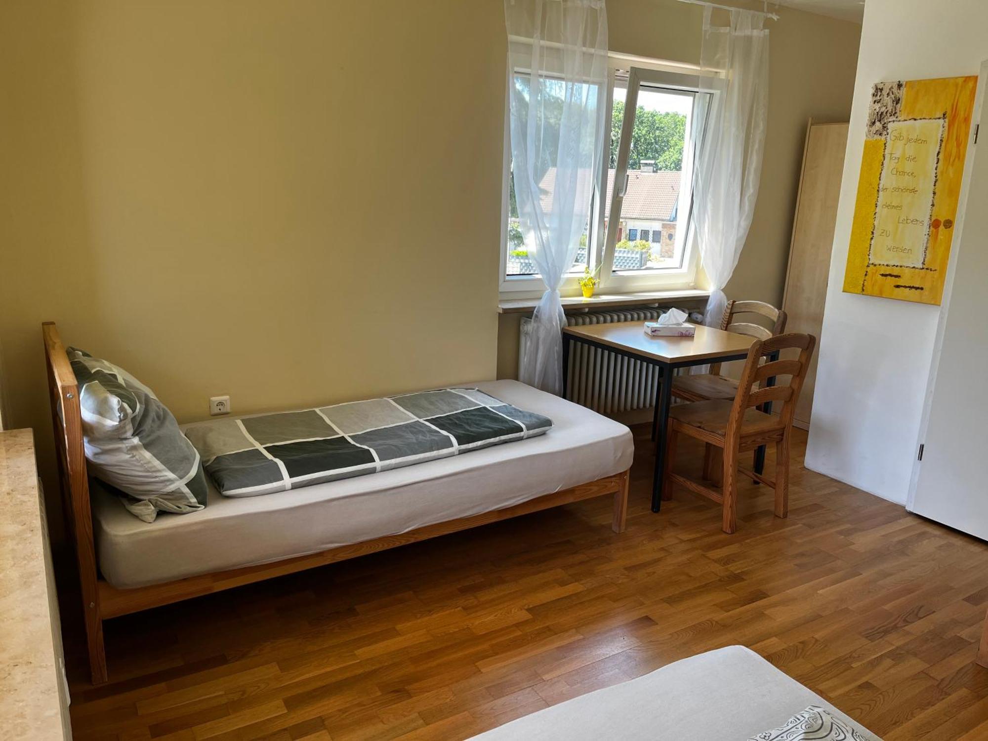 Ferienunterkunft&monteure C.c Apartment